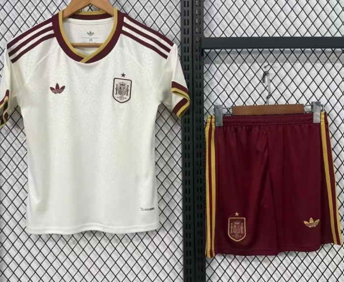 Spain kids World Cup Kit 2025/26