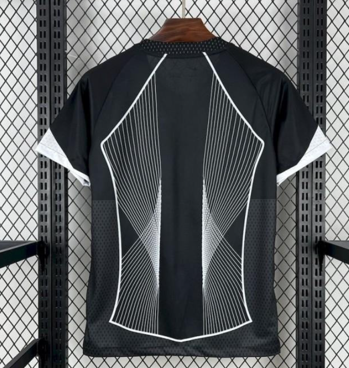 Barcelona Special Edition Black Kit